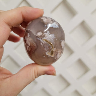 Flower Agate Palm Stone