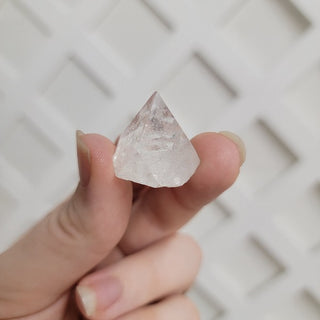 Apophyllite Points